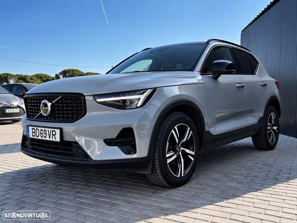Volvo XC 40 1.5 T2 Plus Dark Auto - 5