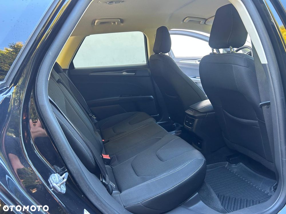 Ford Mondeo 2.0 EcoBlue Titanium - 10