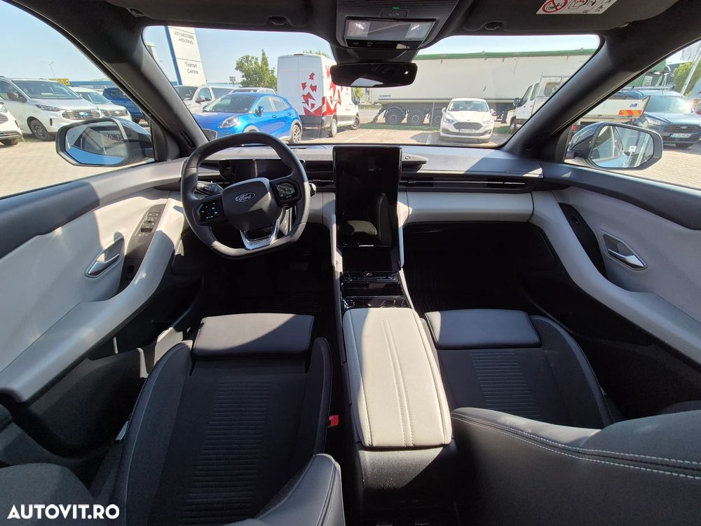 Ford Explorer AWD 79 kWh Extended Range Premium - 12