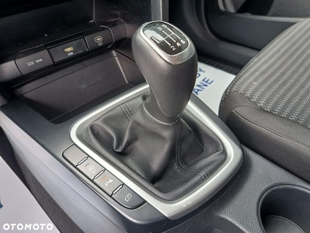 Kia Ceed 1.5 T-GDI M - 24