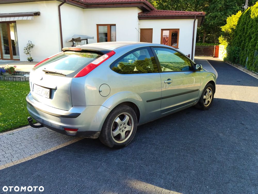 Ford Focus 1.6 16V Trend - 3