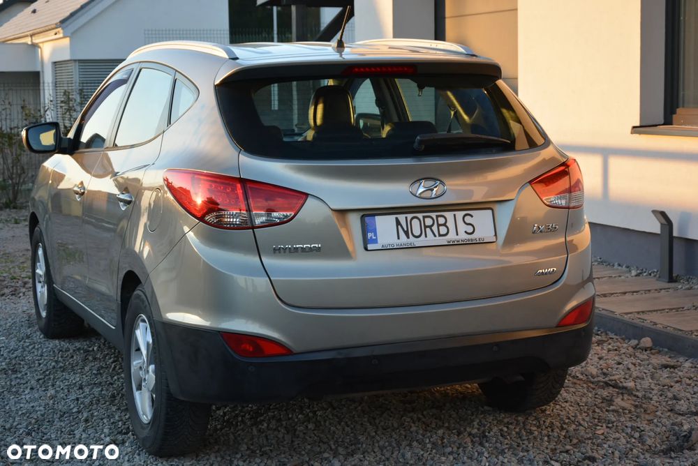 Hyundai ix35 - 12