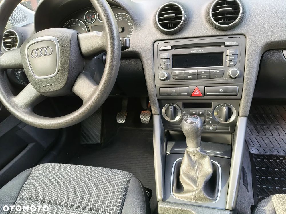 Audi A3 3-drzwiowe 1.6 Prime Line - 6