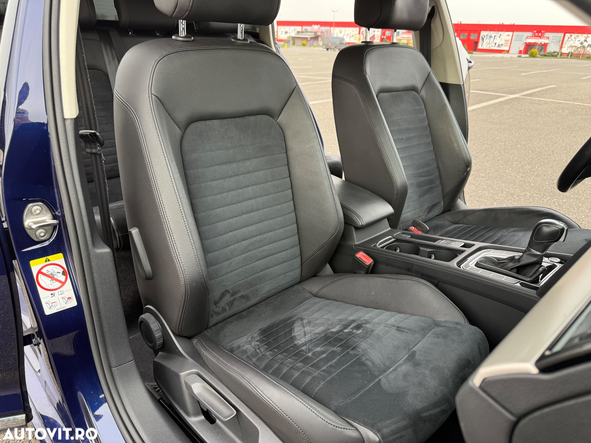 Volkswagen Passat 2.0 TDI DSG 4Motion Highline - 29