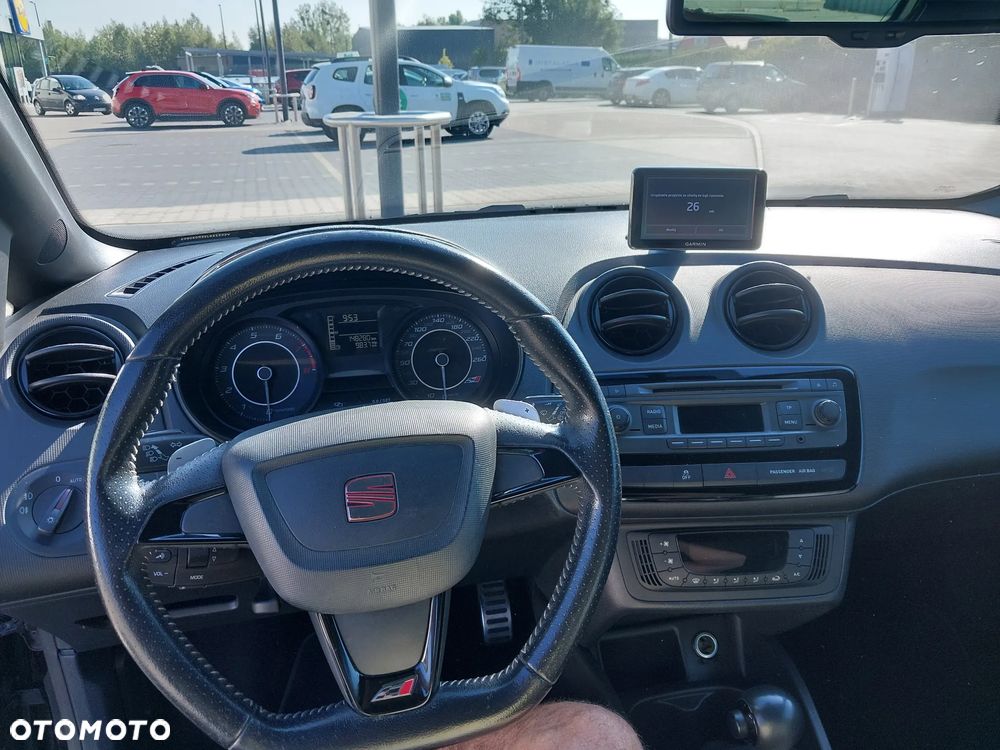 Seat Ibiza SC 1.4 TSI DSG Cupra - 10