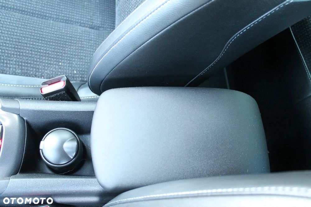 Citroën C4 VTi 120 Exclusive - 15