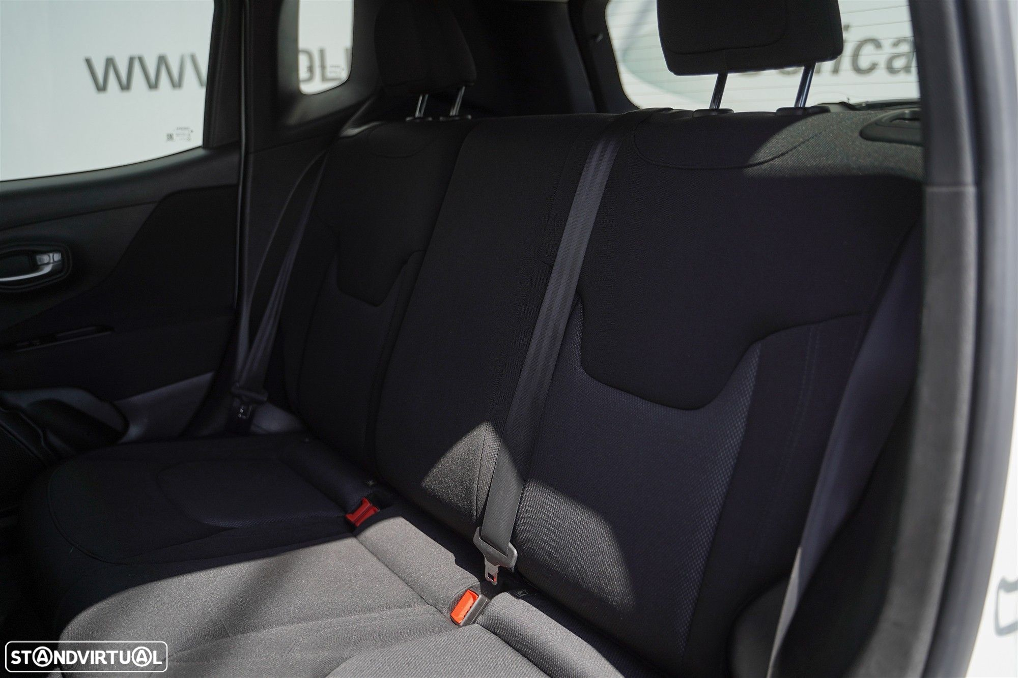 Jeep Renegade 1.0 T Longitude - 13