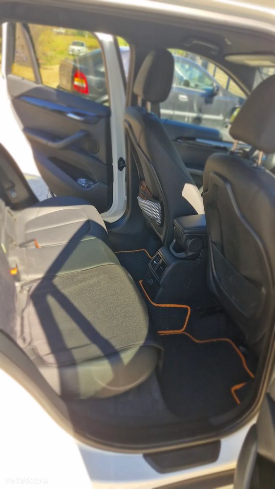BMW X1 - 15