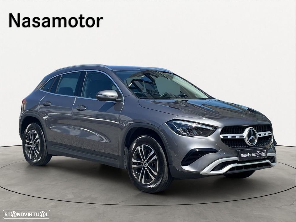 Mercedes-Benz GLA 180 - 1