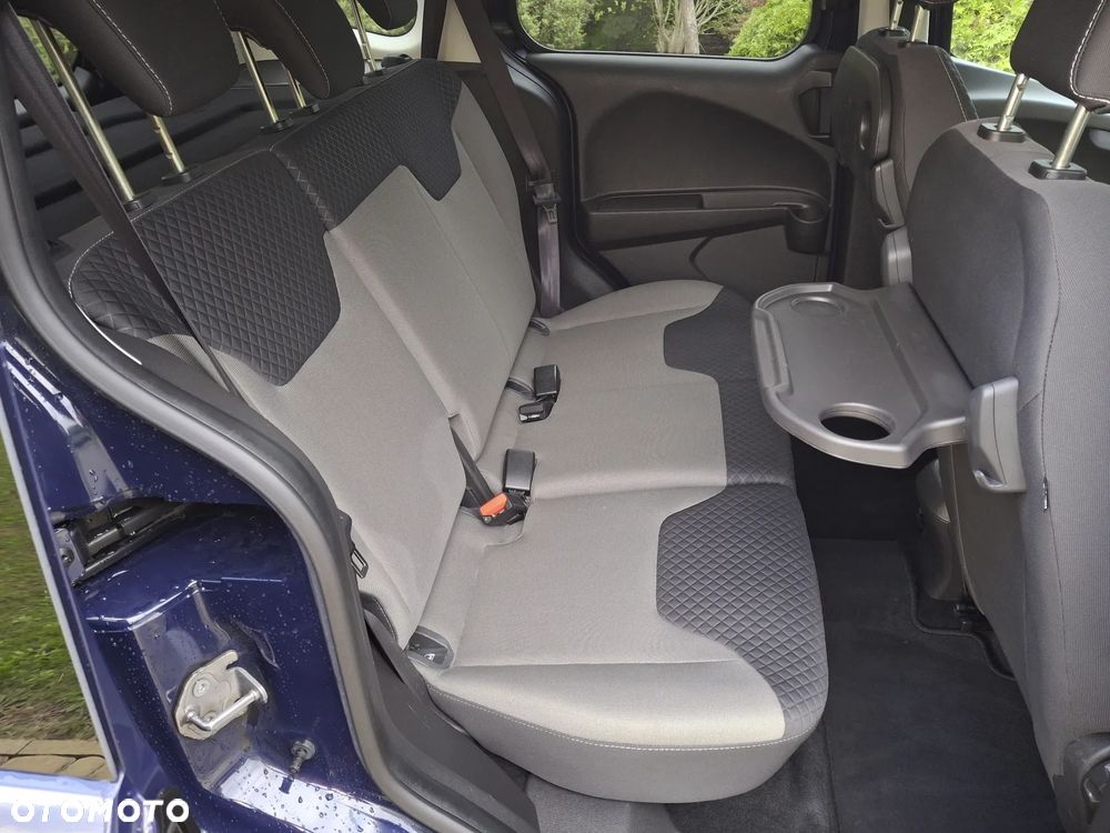 Ford Tourneo Courier 1.0 EcoBoost Ambiente - 15