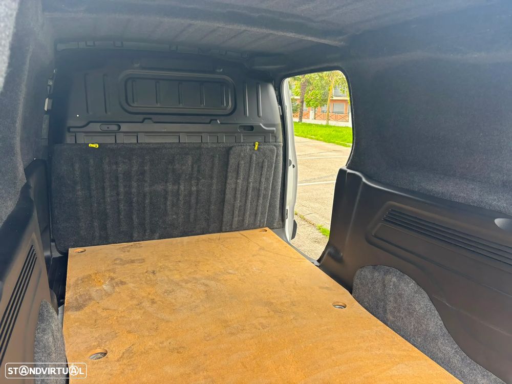 Opel Combo Cargo 3 LUG - LONGA - AC - IVA DEDUTÍVEL - 16