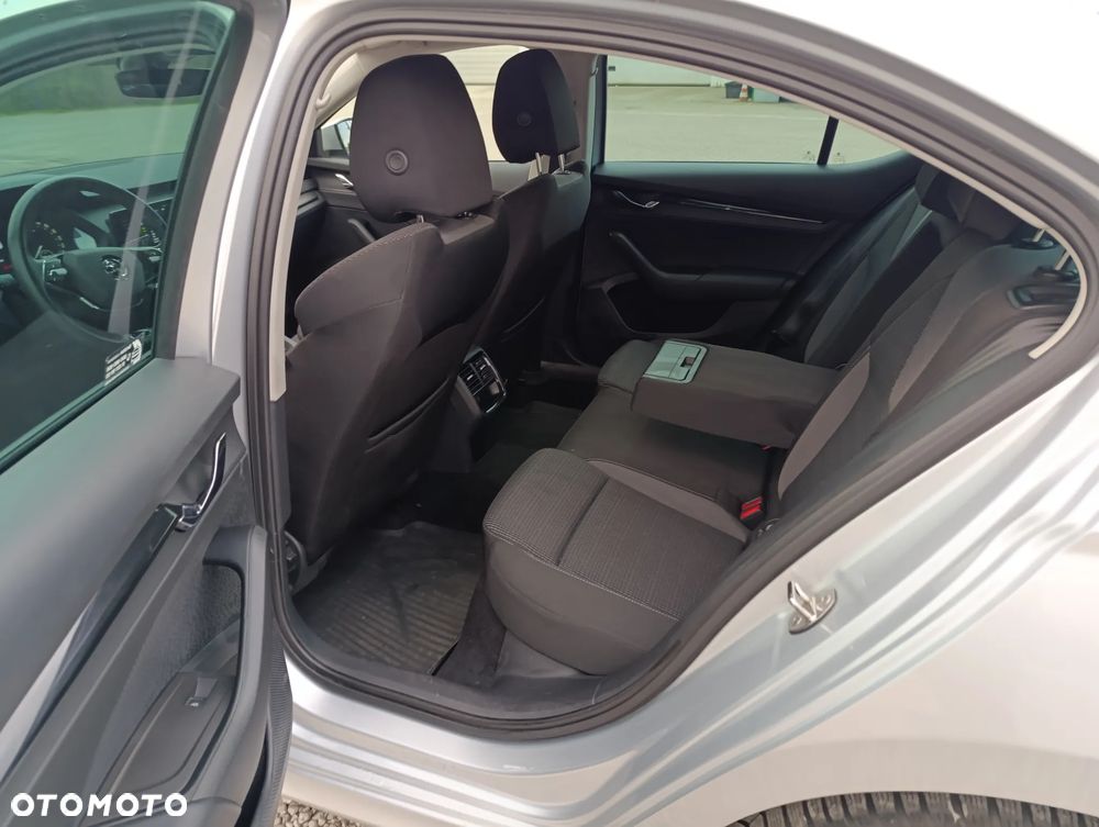 Skoda Octavia 1.5 TSI ACT Ambition - 15