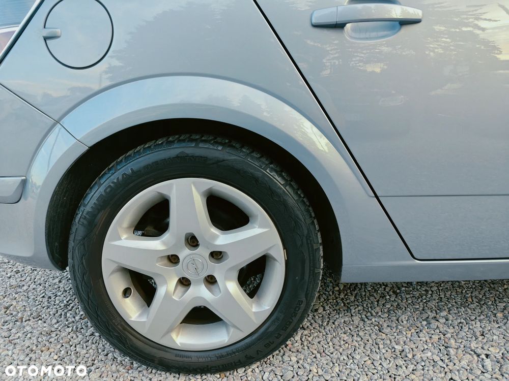 Opel Astra - 35
