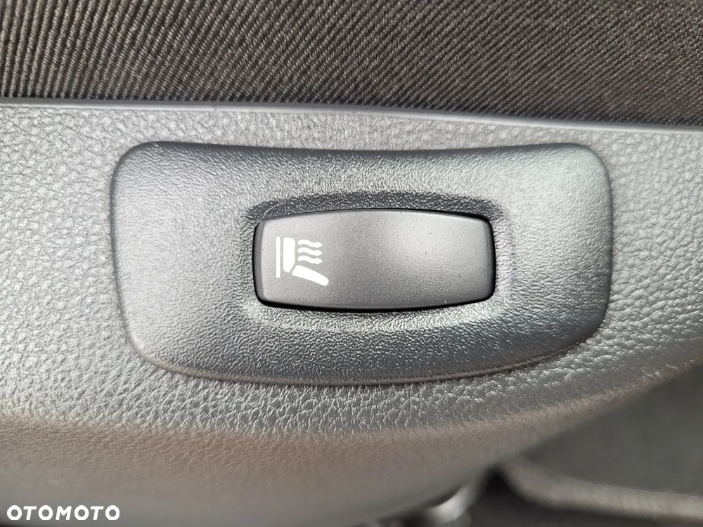 Renault Captur (ENERGY) TCe 90 INTENS - 24