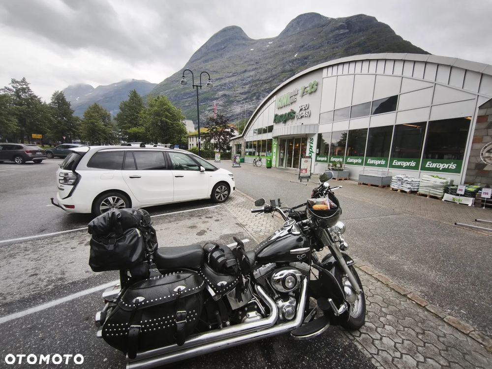 Harley-Davidson Softail Heritage Classic - 33