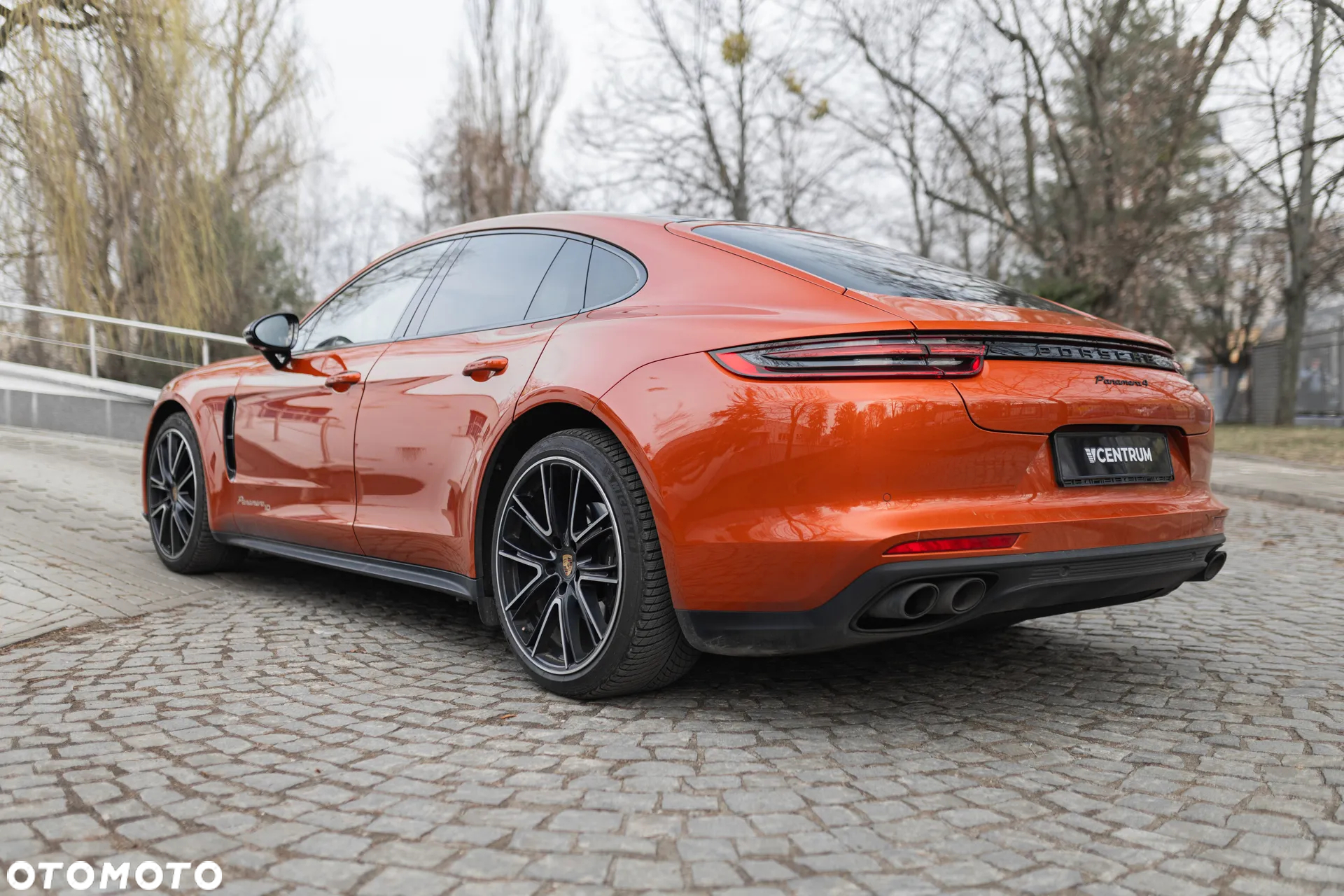 Porsche Panamera 4 - 12