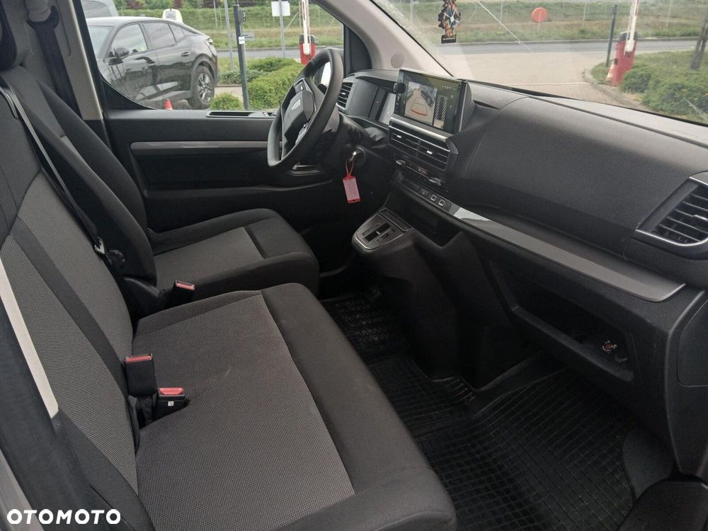 Peugeot Traveller 2.0 BlueHDi Long Business EAT8 - 12