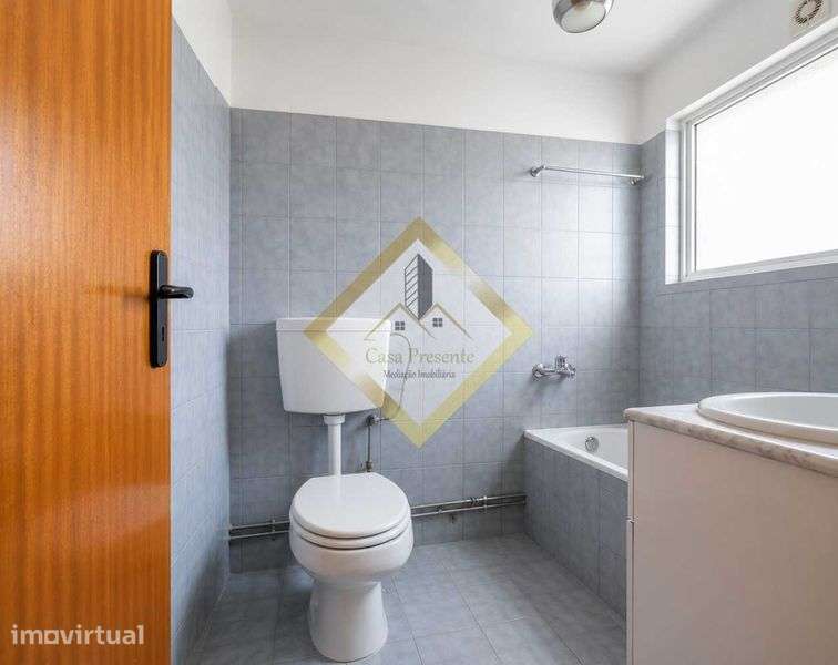 Apartamento T3 Vila Deste com Garagem, Vila Nova de Gaia! - Grande imagem: 3/9
