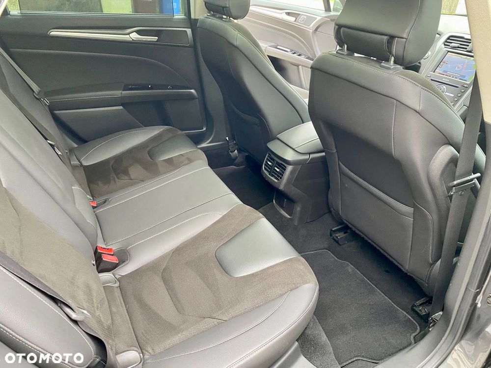Ford Mondeo Turnier 2.0 TDCi Start-Stopp Titanium - 11