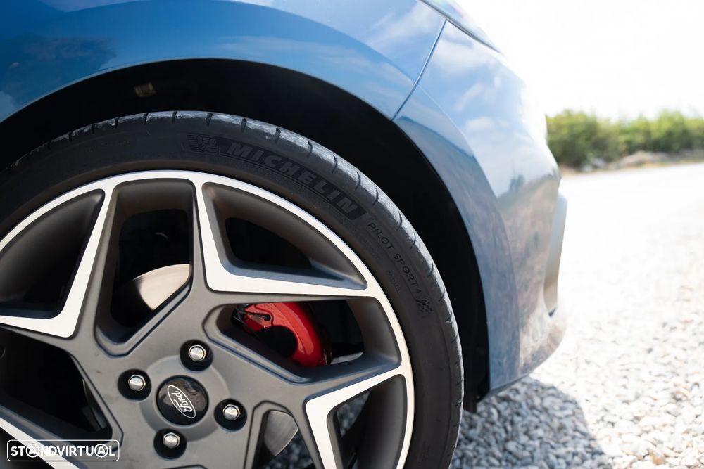 Ford Fiesta 1.5 EcoBoost S&S ST X - 13