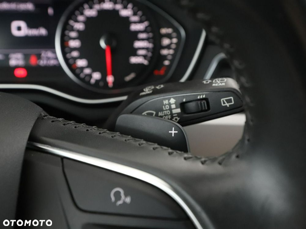 Audi A4 Avant 35 TDI S tronic - 31