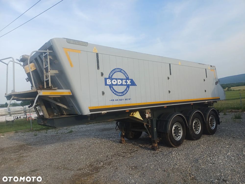 Bodex Pod wysokie siodło 4X4 , - 2