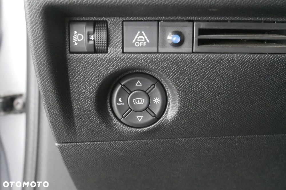 Citroën C4 1.5 BlueHDi Shine S&S - 23