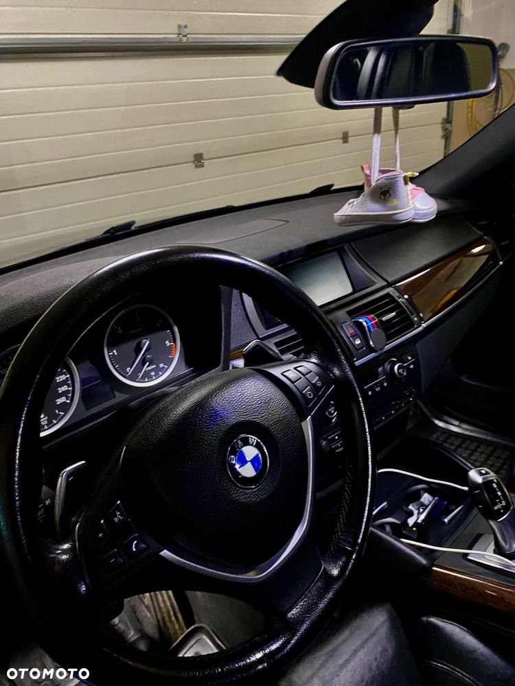 BMW X6 xDrive40d - 21
