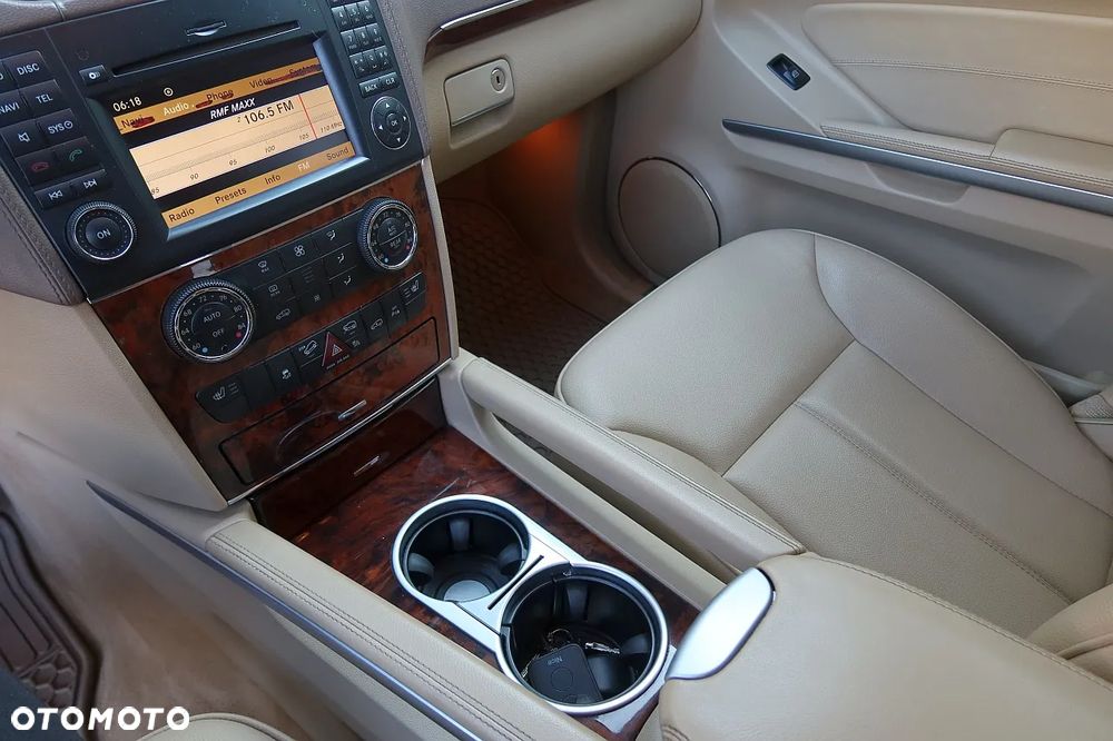 Mercedes-Benz GL 350 BlueTEC - 22