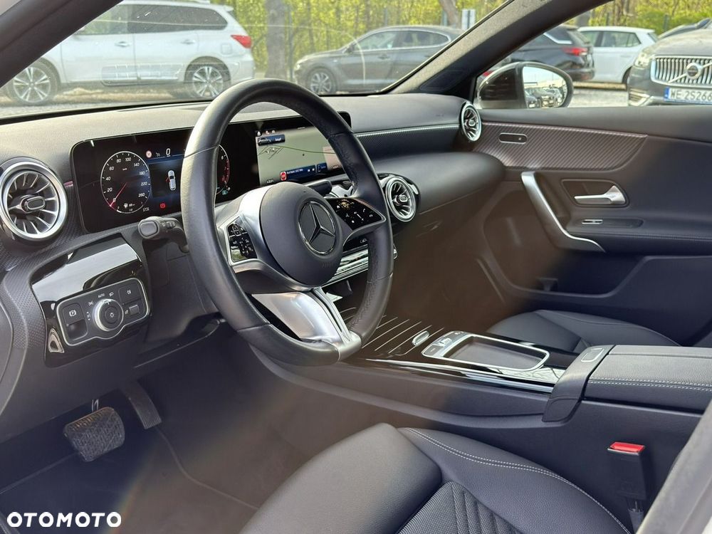 Mercedes-Benz Klasa A 180 7G-DCT Style - 12