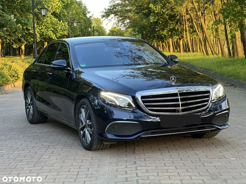 Mercedes-Benz Klasa E 220 d T 9G-TRONIC Exclusive - 1