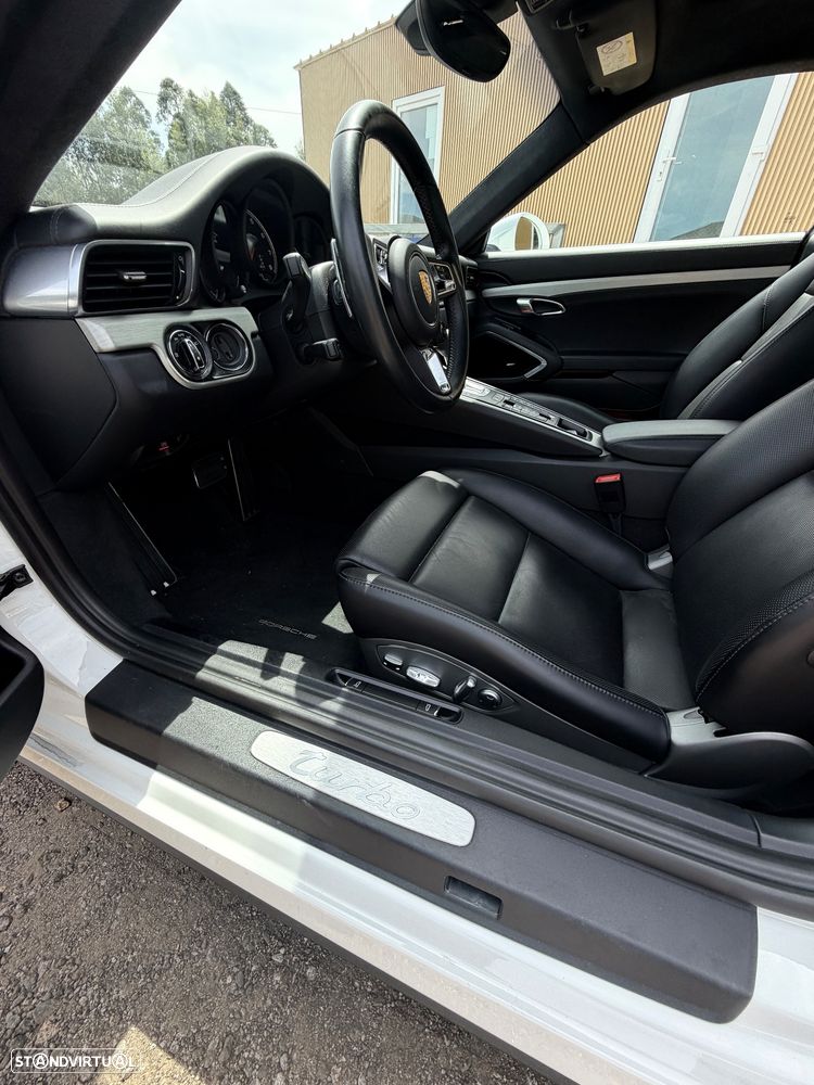 Porsche 911 (991) Turbo PDK - 21