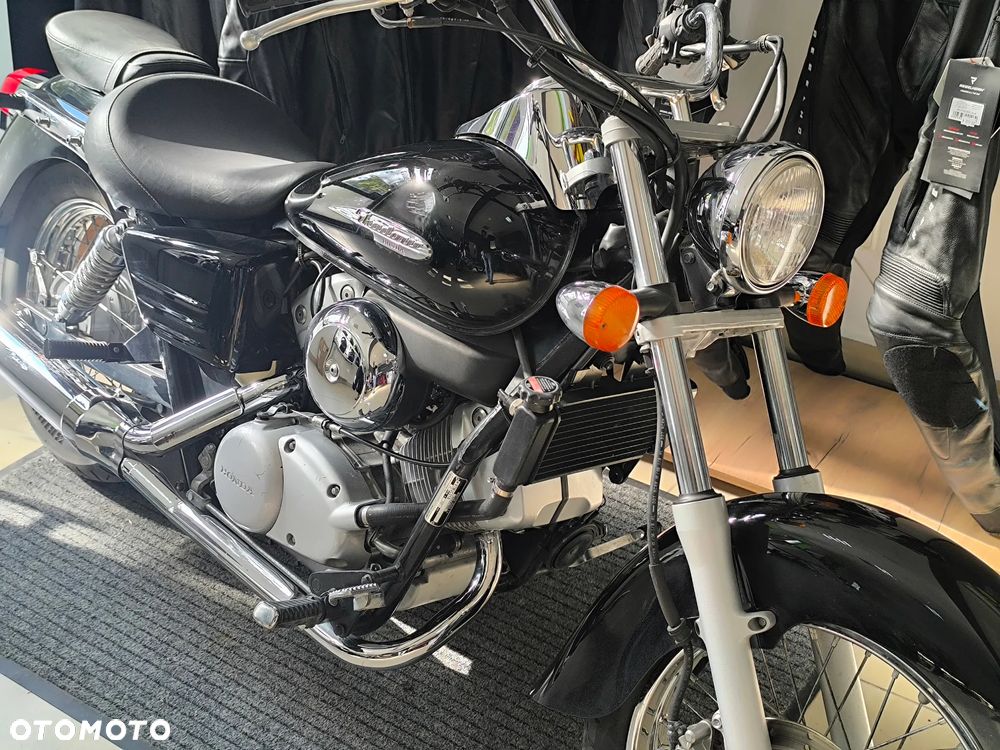 Honda Shadow - 5