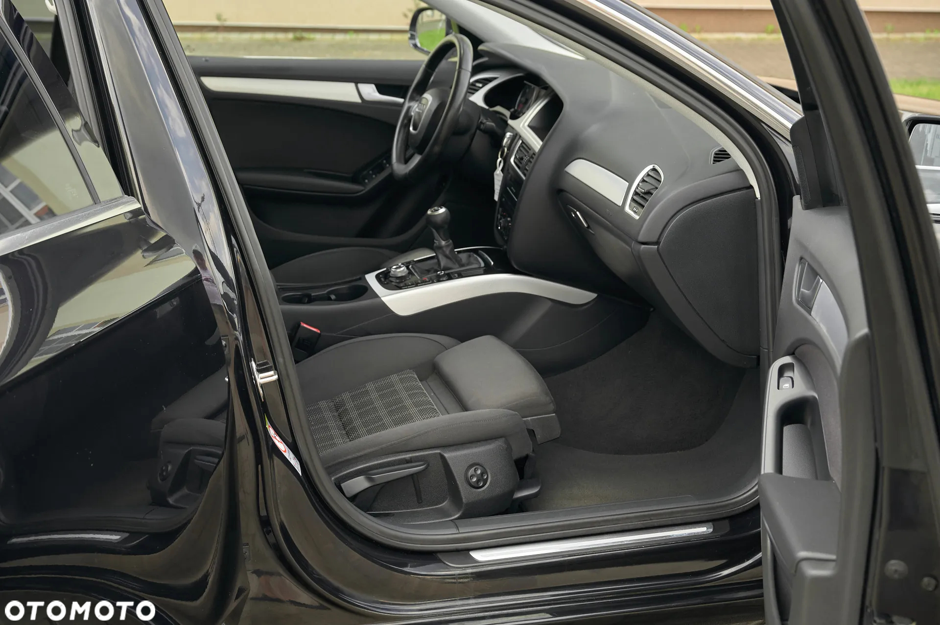Audi A4 2.0 TDI Limited Edition - 29