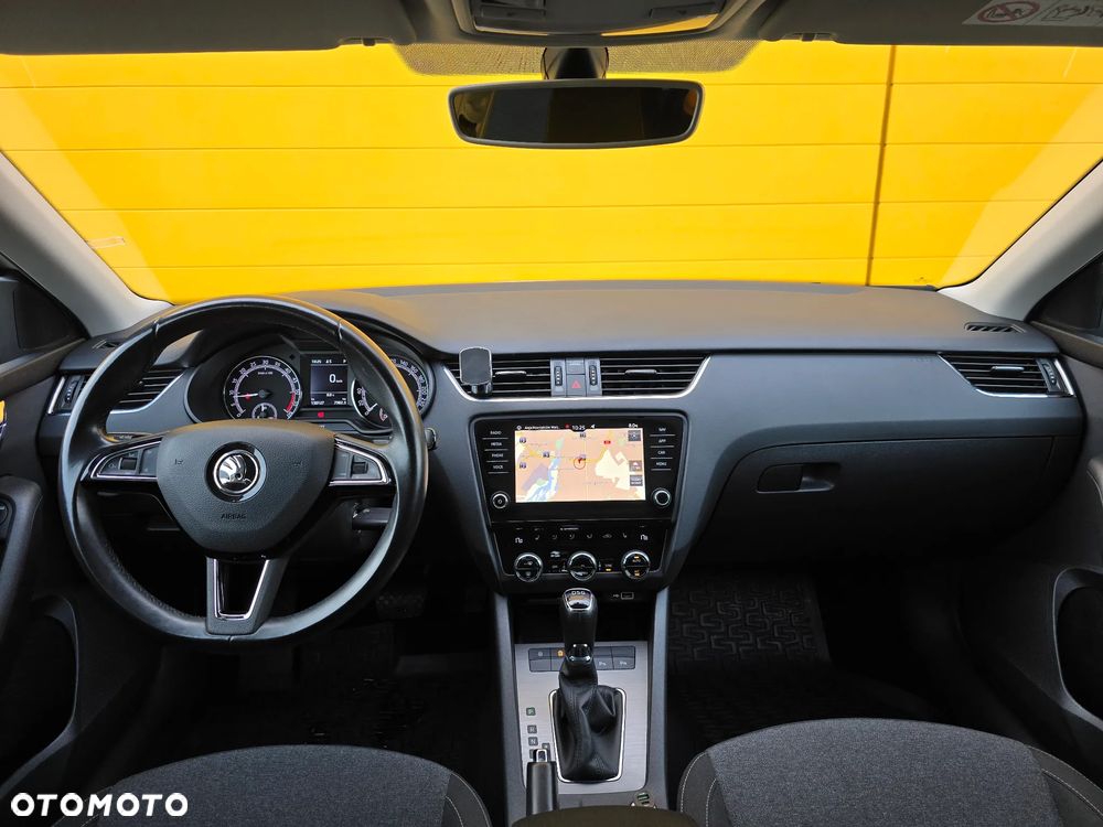 Skoda Octavia 2.0 TDI DSG Soleil - 30