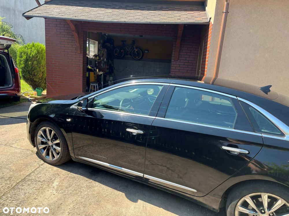 Cadillac XTS - 15