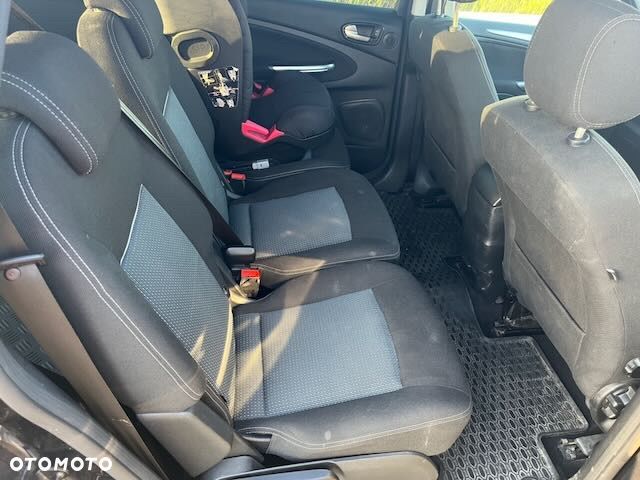 Ford S-Max 2.0 TDCi Titanium - 12