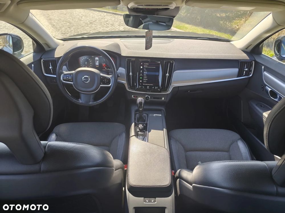 Volvo V90 D3 Momentum - 12