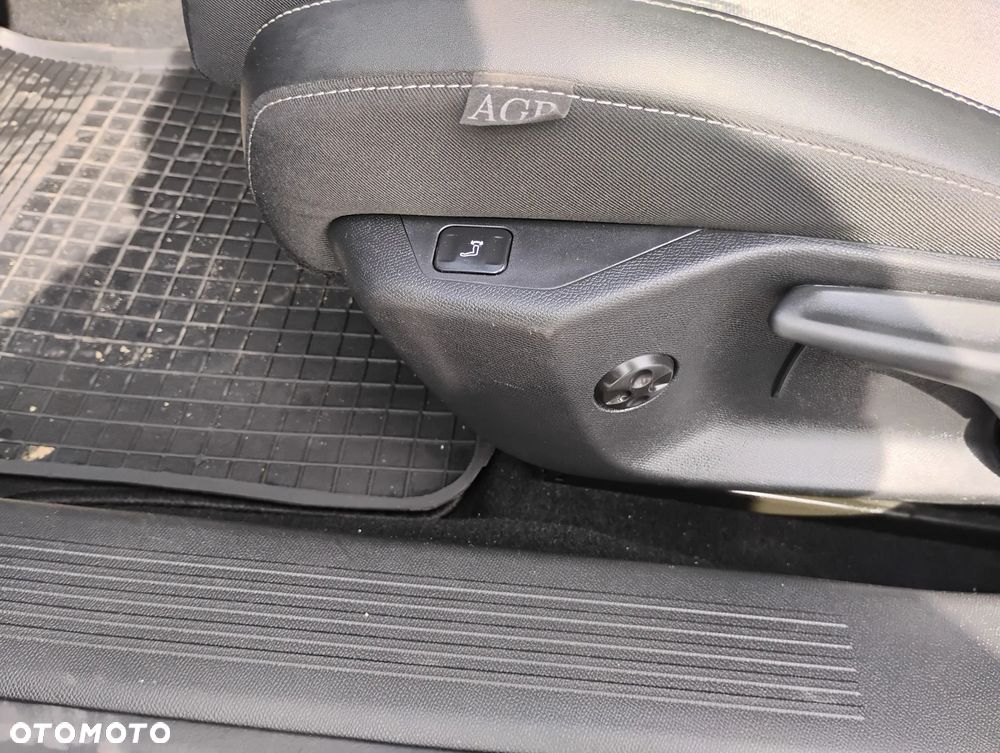 Opel Astra 1.2 Turbo Start/Stop Business Edition - 25