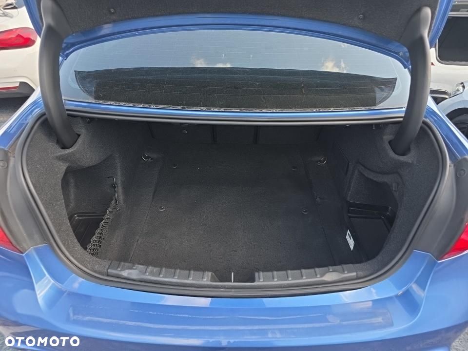 BMW Seria 3 340i M Sport - 11
