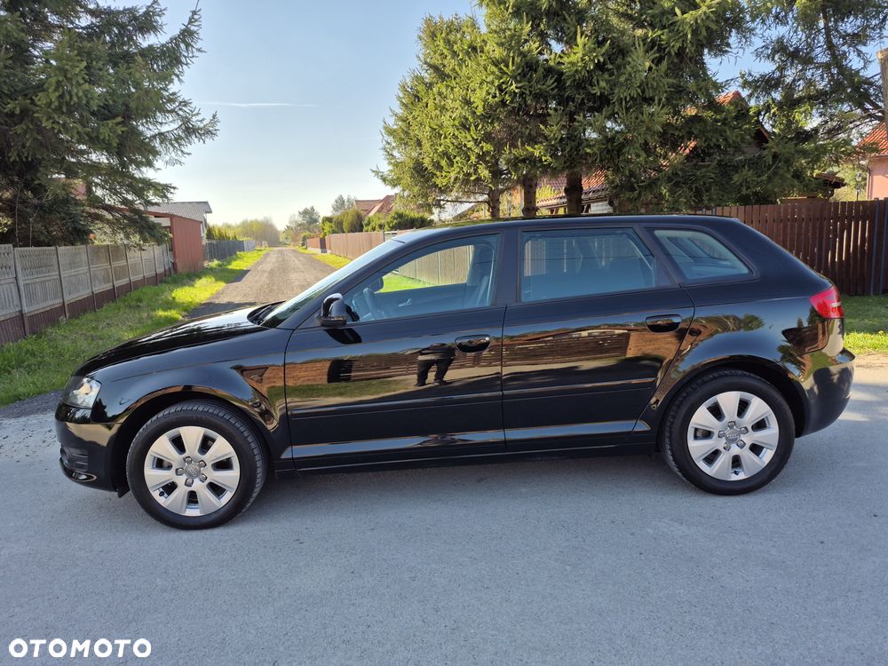 Audi A3 Sportback 1.6 Ambition - 8