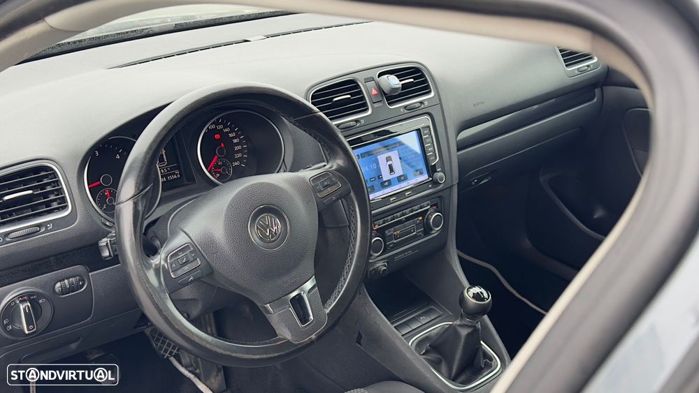 VW Golf Variant 1.6 TDi Confortline - 4