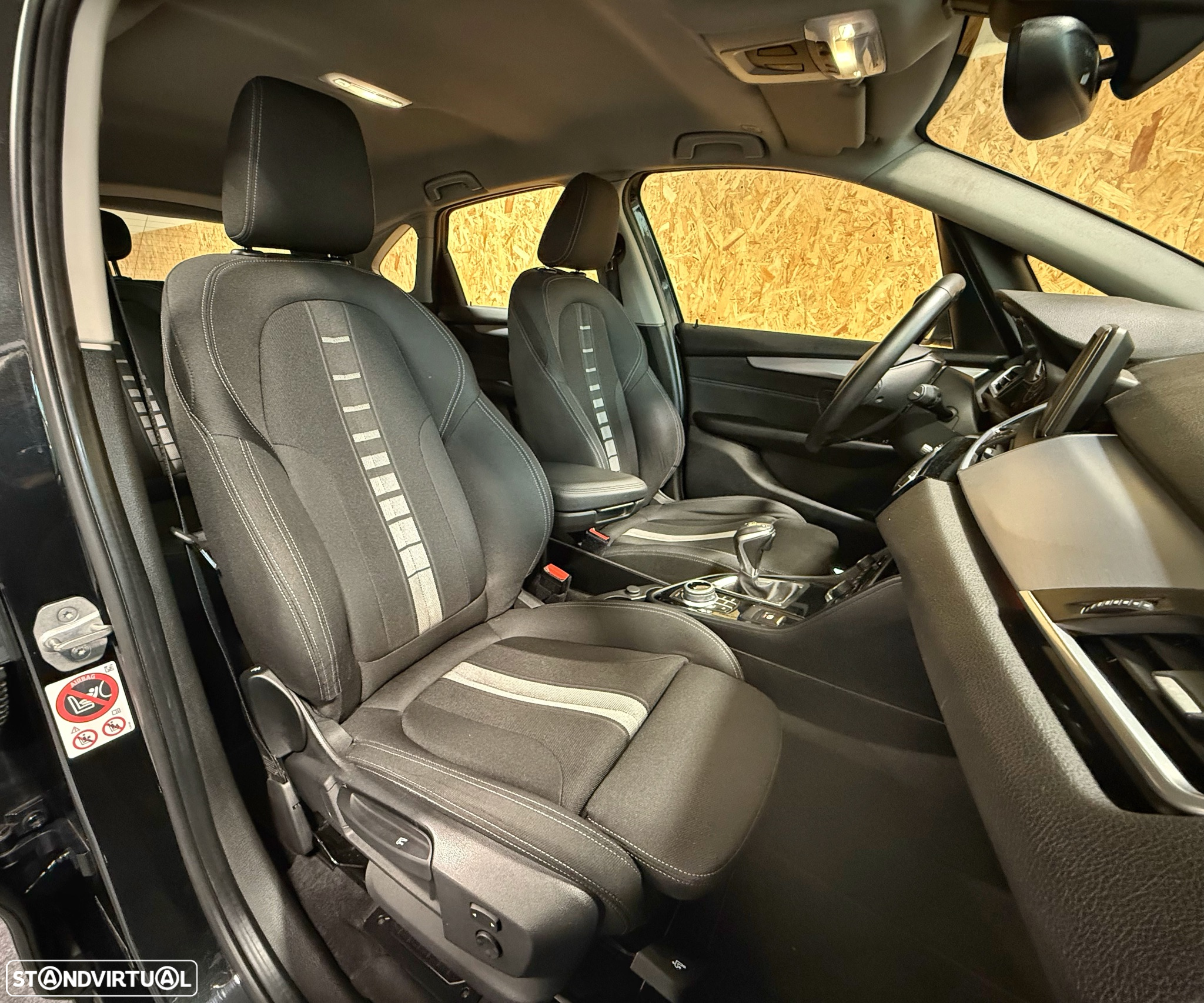 BMW 225xe Active Tourer Line Sport - 28