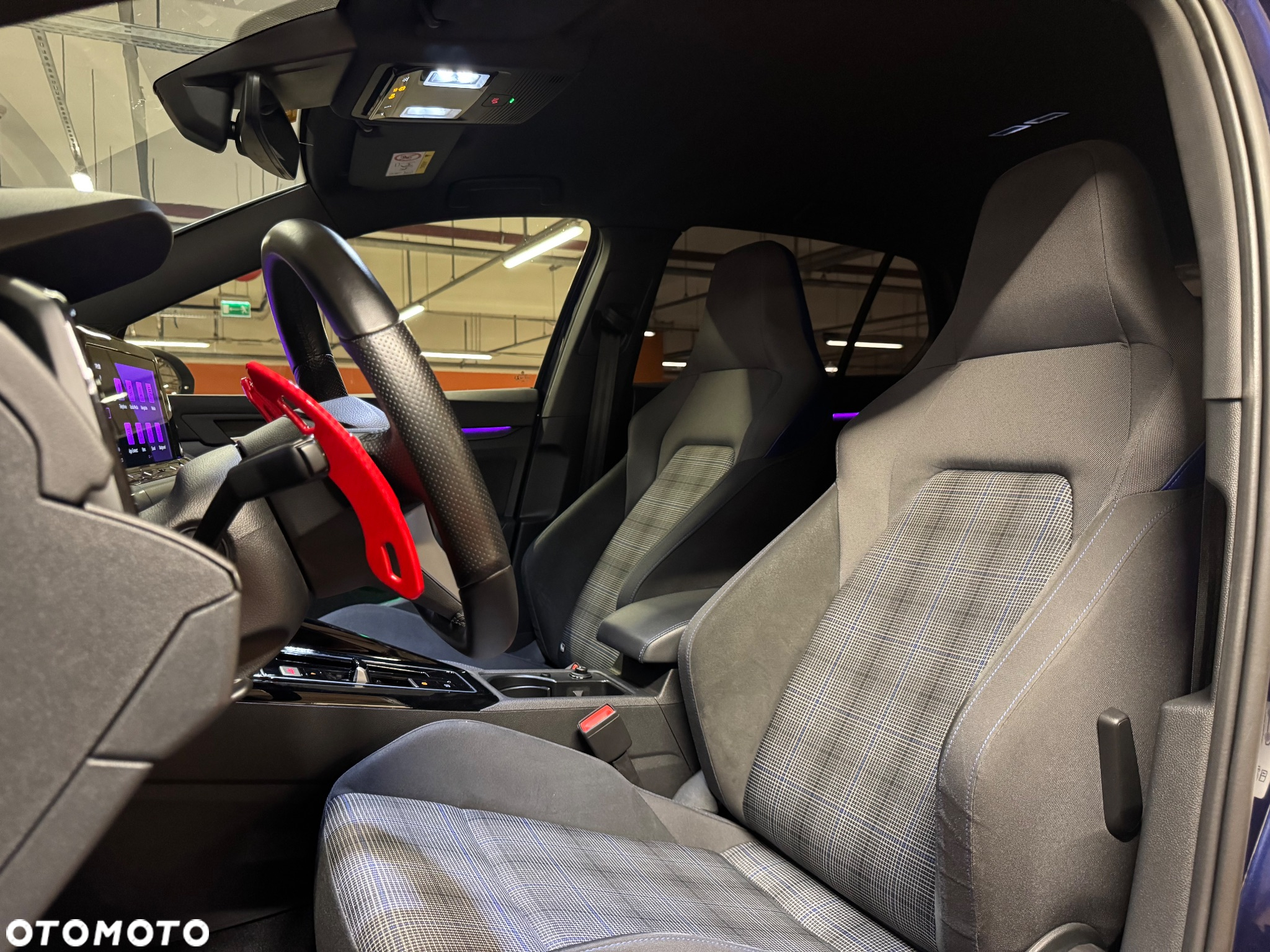 Volkswagen Golf VIII 2.0 TSI GTI DSG - 18