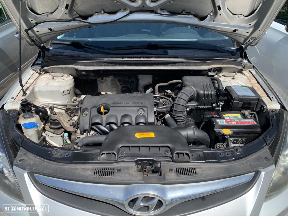 Hyundai i30 CW 1.4 CVVT Blue Comfort - 4