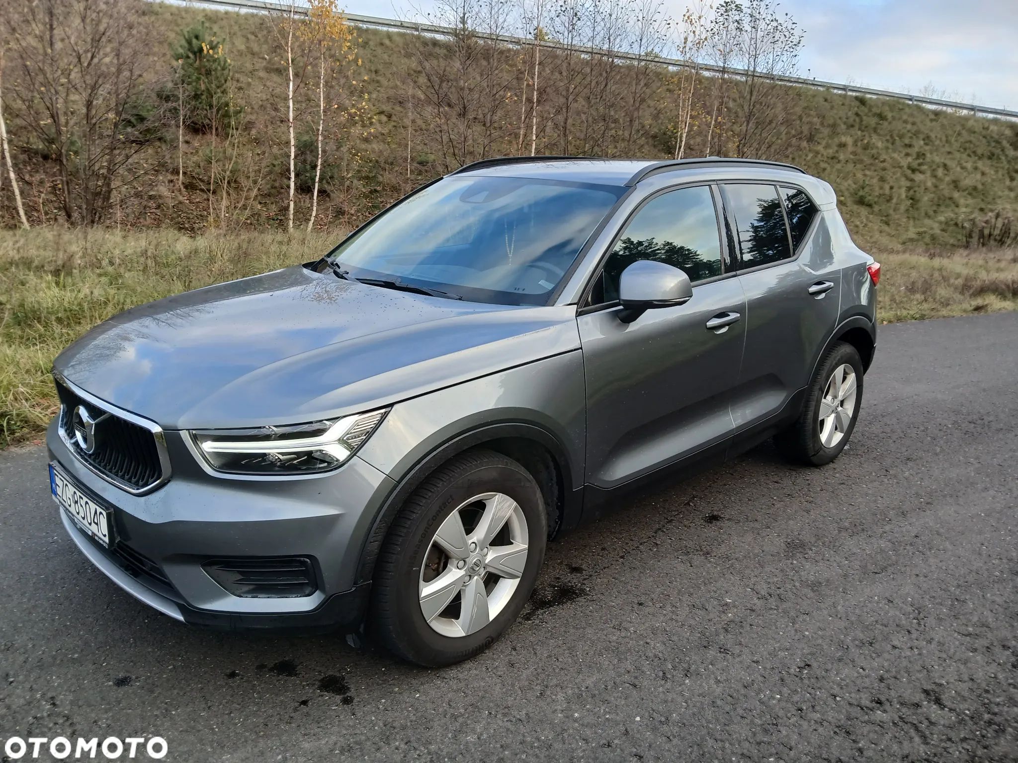 Volvo XC 40 D3 AWD Geartronic Momentum Pro - 1
