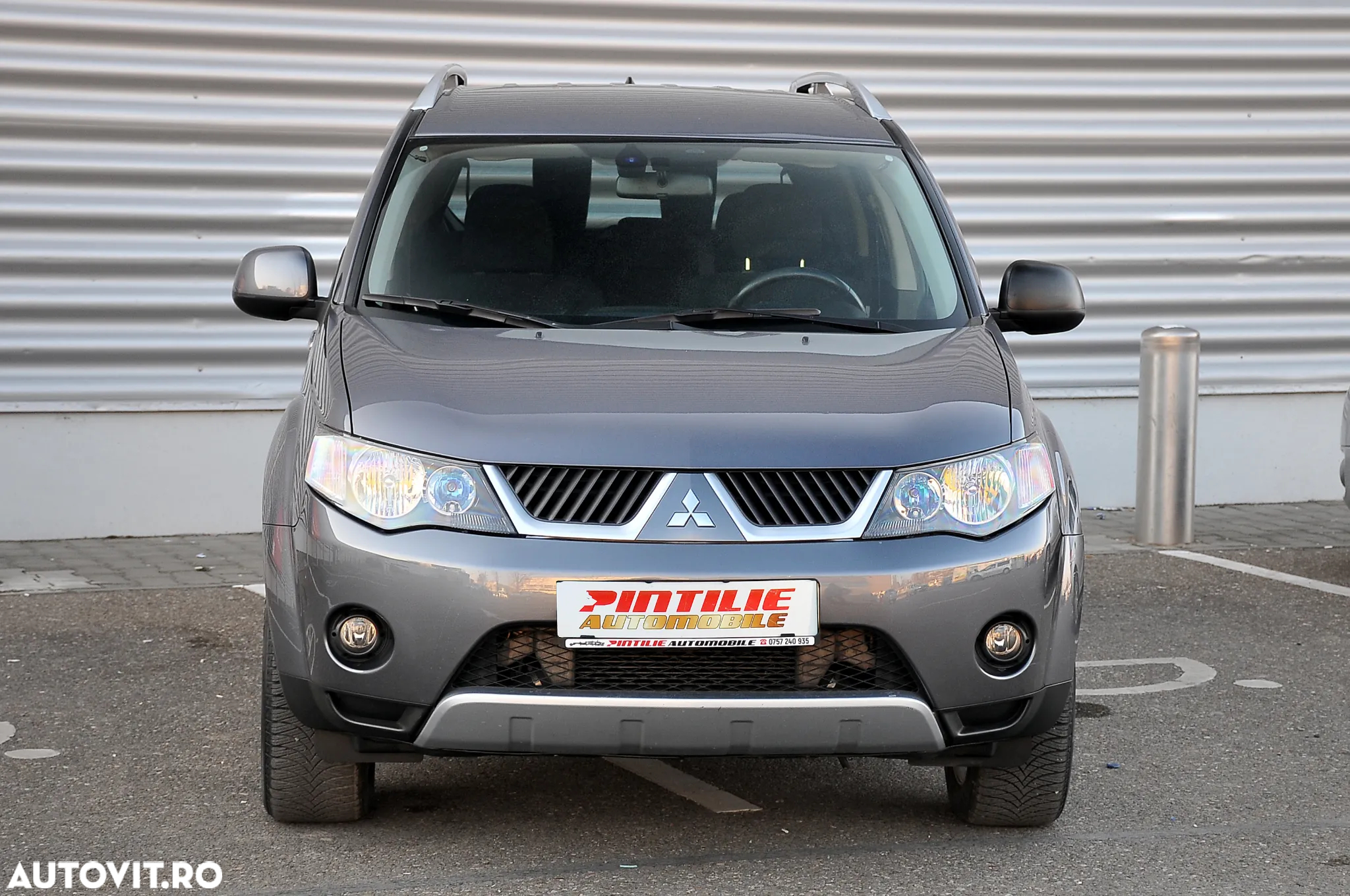 Mitsubishi Outlander 2.0 DI-D 4WD Instyle - 9
