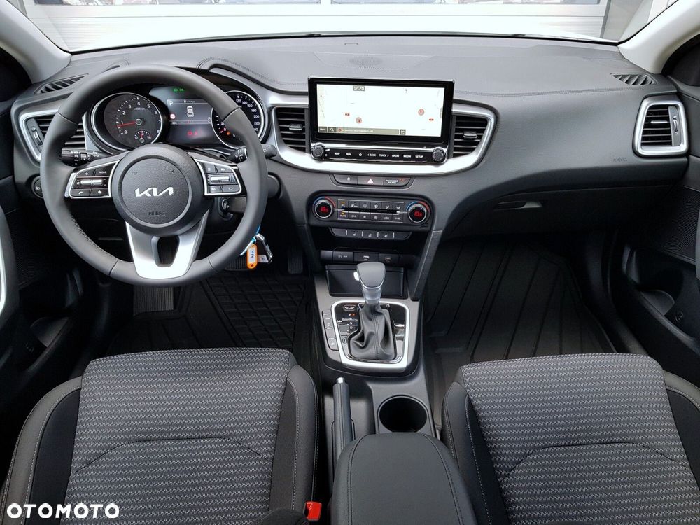 Kia XCeed 1.6 T-GDI M DCT - 15