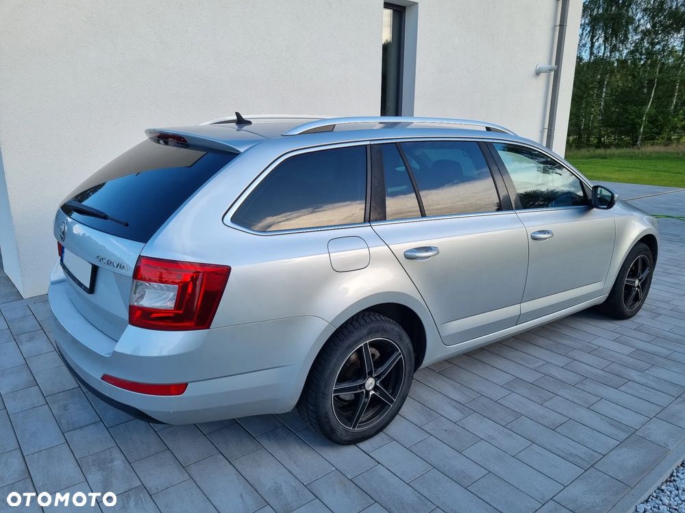 Skoda Octavia 2.0 TDI Elegance DSG - 7