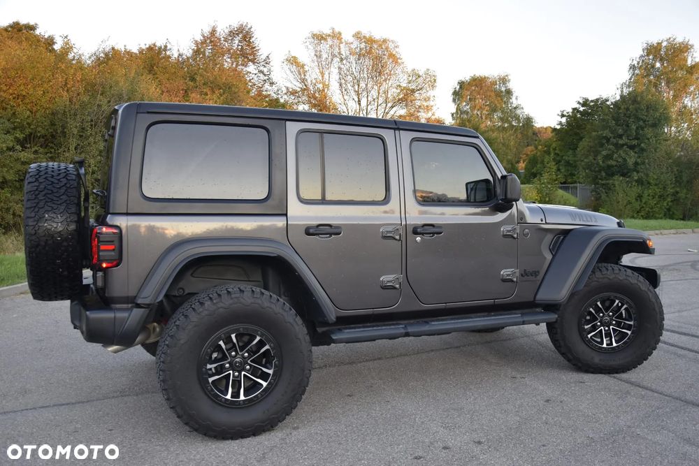 Jeep Wrangler - 29